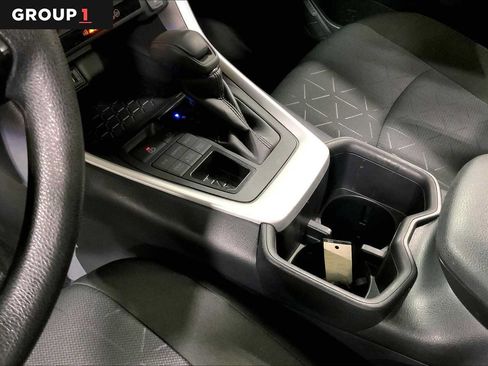 Certified 2025 Toyota RAV4 XLE AWD/4WD image 17