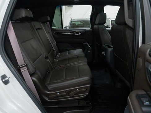 Used 2022 GMC Yukon Denali image 34