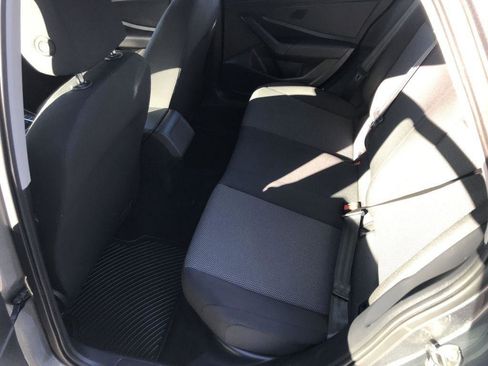 Used 2020 Volkswagen Jetta SE image 8