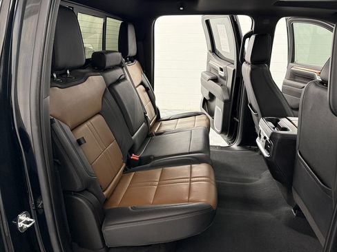 Used 2023 Chevrolet Silverado 1500 High Country w/ High Country Premium Package image 19