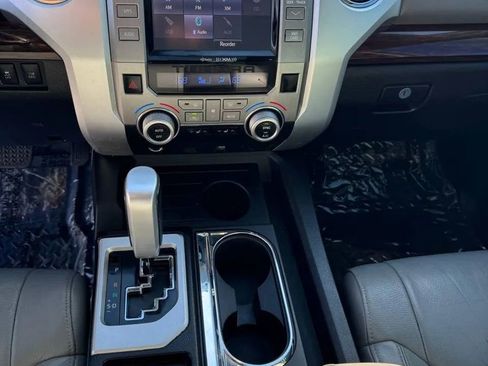 Used 2015 Toyota Tundra Limited image 15
