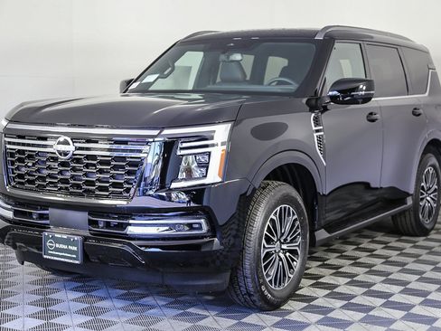 New 2025 Nissan Armada SL w/ Captain's Chari Seat Package image 5