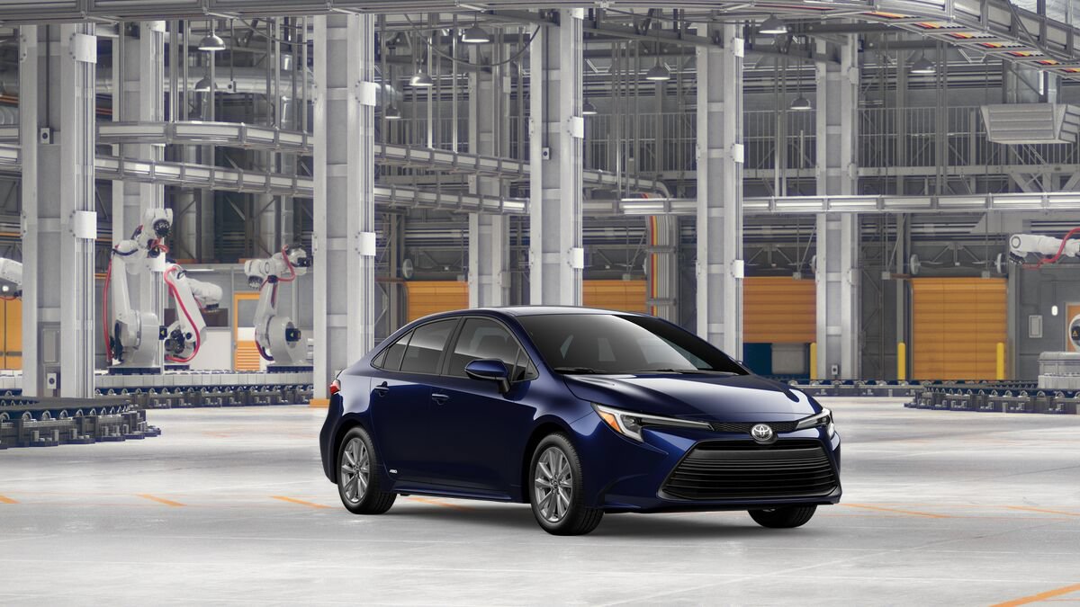 New 2027 Toyota Corolla LE w/ LE Premium Package AWD/4WD image 15