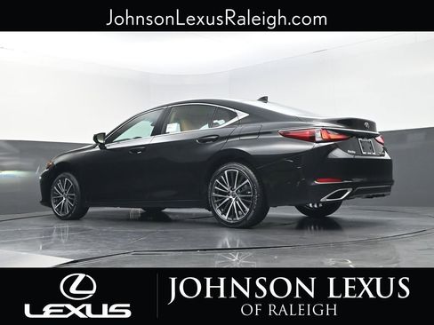 New 2025 Lexus ES 350 350 image 17
