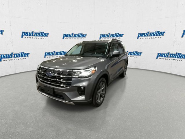 Used 2026 Ford Explorer Active w/ Active Comfort Package AWD/4WD image 4