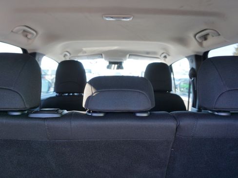 Used 2020 Jeep Renegade Latitude w/ Cold Weather Group image 7