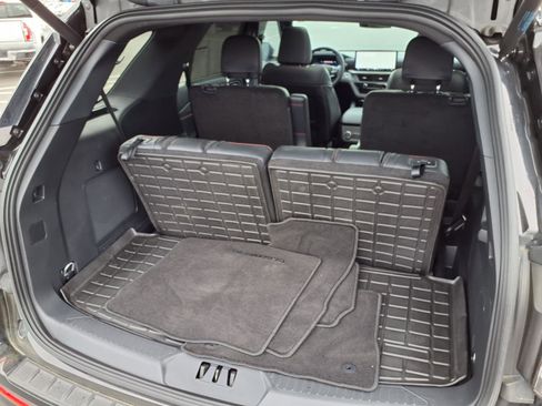 Used 2025 Ford Explorer ST AWD/4WD image 32