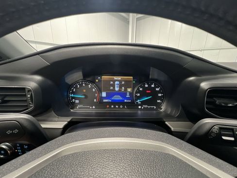 Used 2023 Ford Explorer XLT w/ Equipment Group 202A image 12