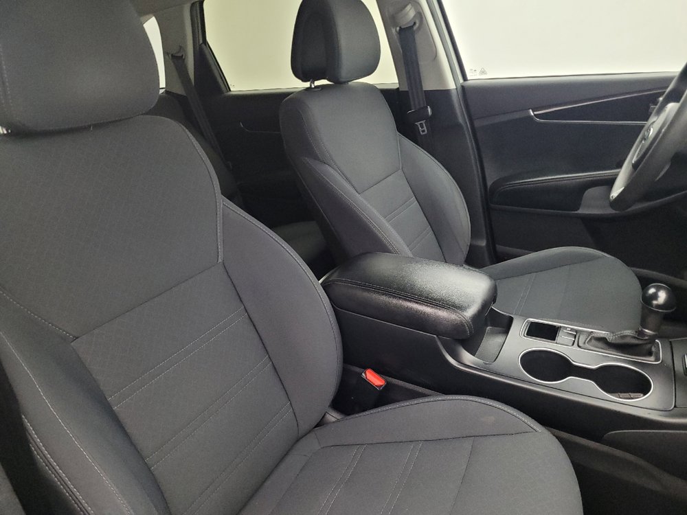 Used 2016 Kia Sorento L FWD image 21