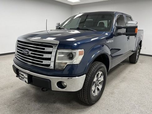 Used 2013 Ford F150 Lariat w/ Mid Equipment Group image 4