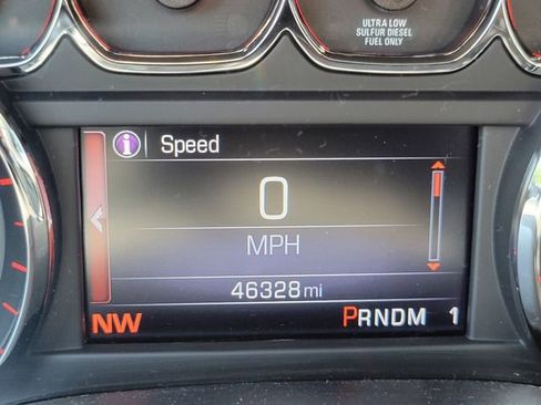 Used 2015 GMC Sierra 2500 SLE w/ SLE Preferred Package AWD/4WD image 12
