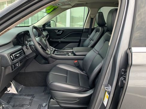 Certified 2024 Lincoln Aviator AWD w/ Premium Package image 10