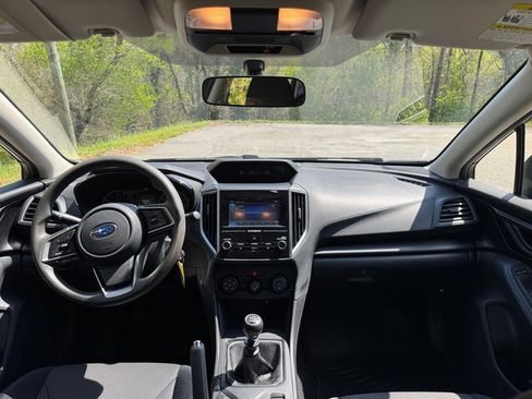 Used 2018 Subaru Crosstrek 2.0i image 10