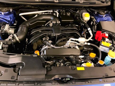 Certified 2025 Subaru Crosstrek 2.0i Premium AWD/4WD image 31