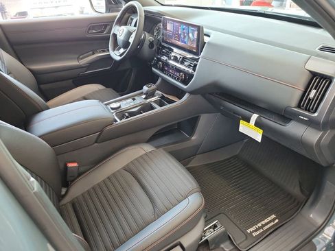 New 2026 Nissan Pathfinder Rock Creek AWD/4WD image 11