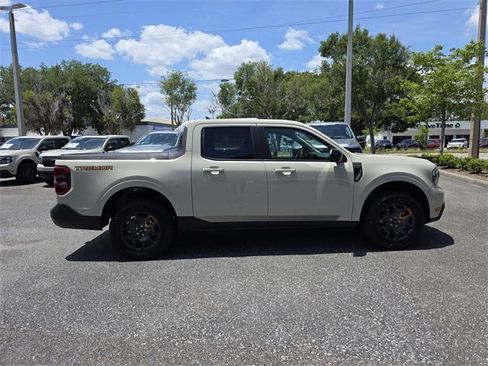 New 2024 Ford Maverick Tremor w/ Tremor Off-Road Package image 2