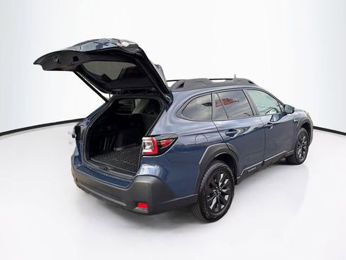Certified 2023 Subaru Outback Onyx Edition image 18