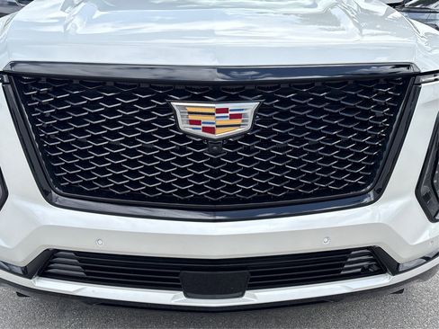 Certified 2025 Cadillac Escalade ESV Sport Platinum AWD/4WD image 16