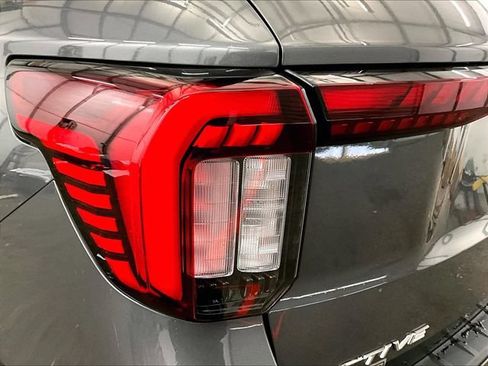 New 2026 Ford Explorer Active AWD/4WD image 29
