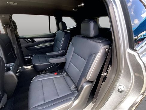 Used 2026 Buick Enclave Preferred FWD image 20