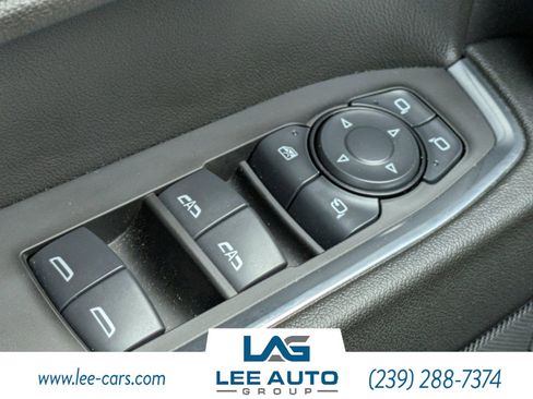 Used 2025 Chevrolet Silverado 1500 LTZ AWD/4WD image 18