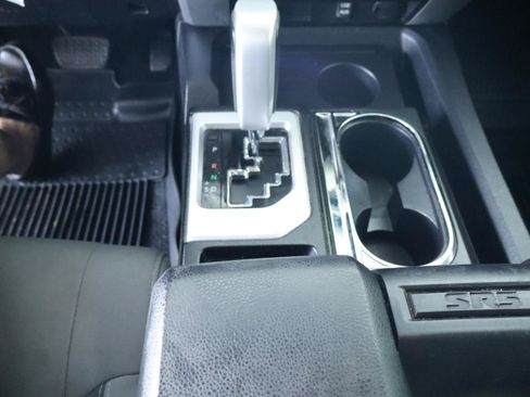 Used 2015 Toyota Tundra SR5 w/ SR5 Upgrade Package RWD image 24