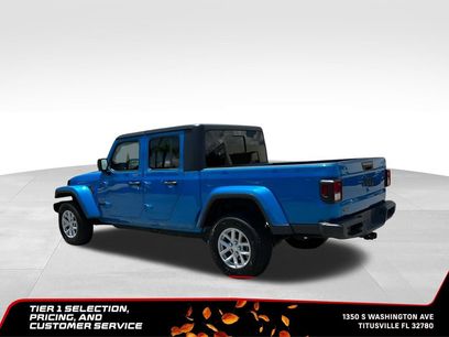 Used 2023 Jeep Gladiator Sport