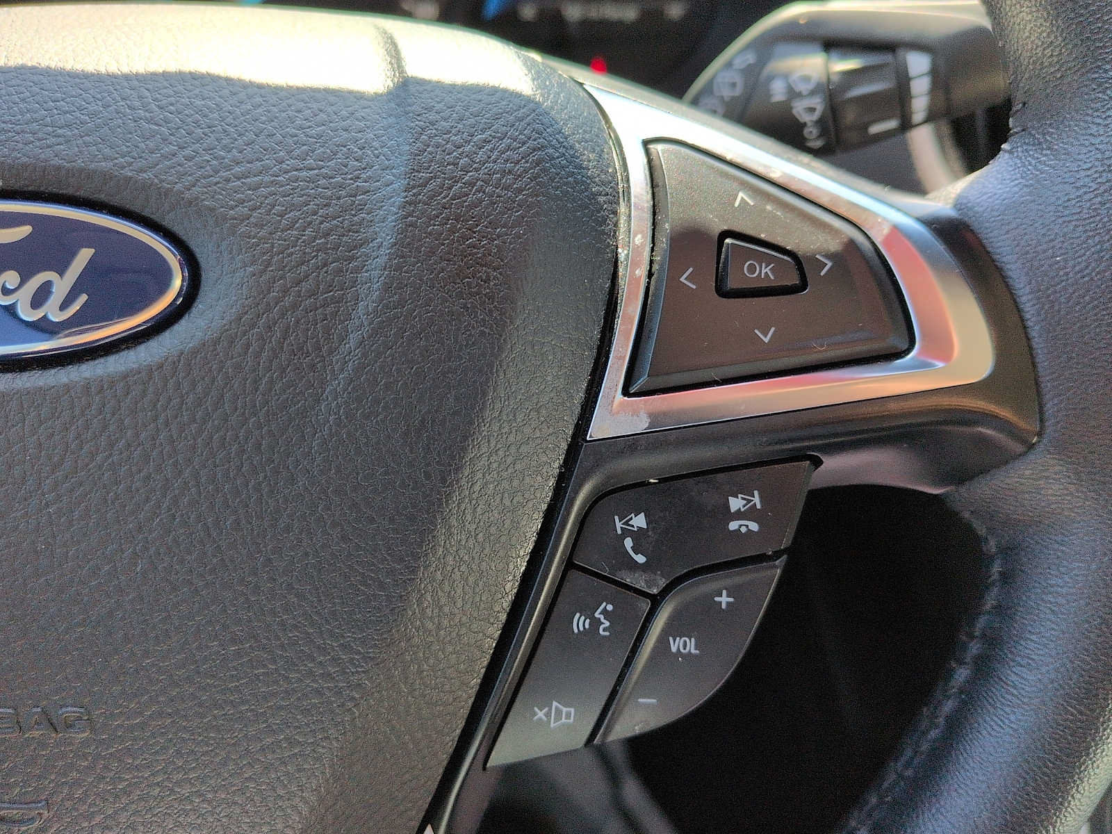 Used 2024 Ford Edge SEL w/ Convenience Package AWD/4WD image 17