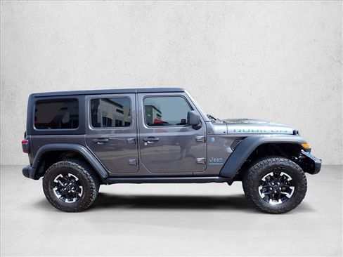 Used 2024 Jeep Wrangler Unlimited Rubicon 4xe w/ Capability Package AWD/4WD image 5