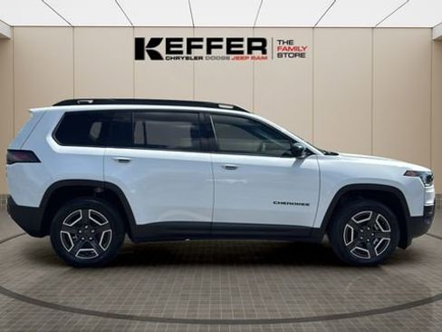 New 2026 Jeep Cherokee Laredo AWD/4WD image 7