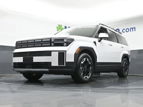 Used 2026 Hyundai Santa Fe SEL image 6