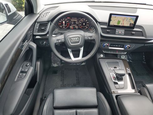 Used 2019 Audi Q5 2.0T Premium Plus w/ Premium Plus Package image 16