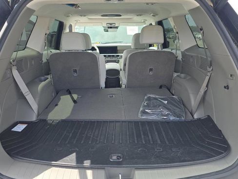 Used 2026 Hyundai Palisade SEL FWD image 15