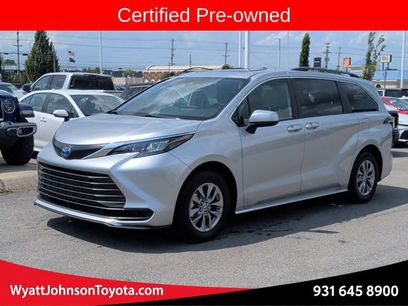 Certified 2025 Toyota Sienna LE w/ LE Plus Package