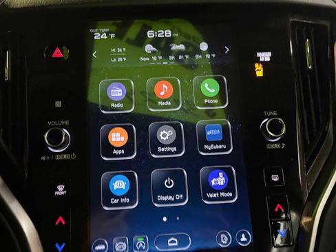 Used 2025 Subaru Outback Premium w/ Popular Package #1A image 18