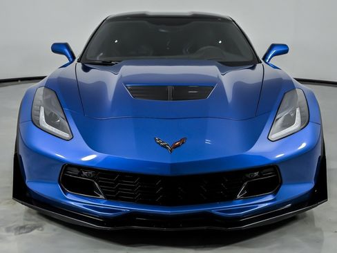 Used 2016 Chevrolet Corvette Z06 w/ 3LZ Preferred Equipment Group image 5