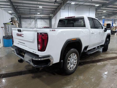 Used 2023 GMC Sierra 2500 SLE w/ Gooseneck/5TH Wheel Package image 3