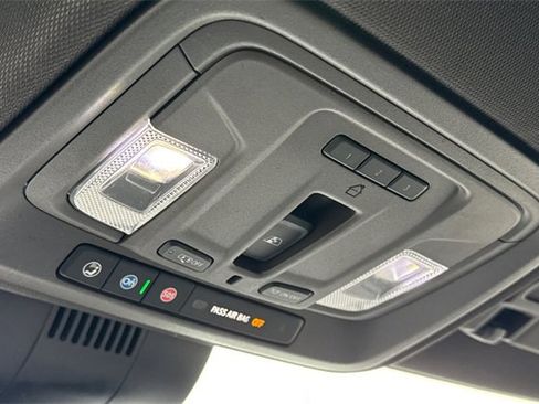 Used 2023 GMC Sierra 1500 SLT w/ SLT Premium Plus Package image 24