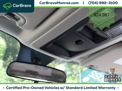 Used 2022 RAM 1500 Tradesman w/ Chrome Appearance Group AWD/4WD image 28