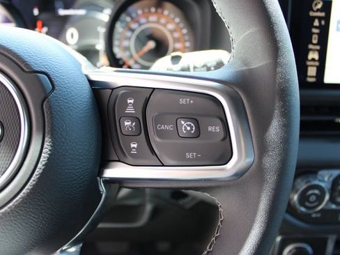 New 2026 Jeep Wrangler Unlimited Sahara AWD/4WD image 20