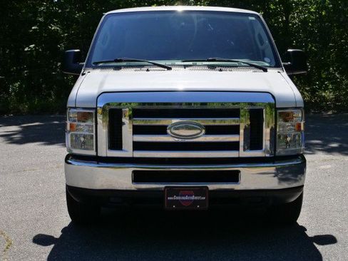 Used 2014 Ford E-350 and Econoline 350 XLT RWD image 5