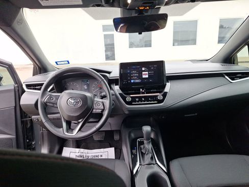 Used 2025 Toyota Corolla SE image 19