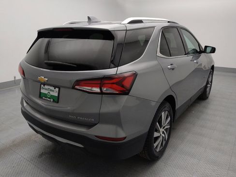 Used 2024 Chevrolet Equinox Premier AWD/4WD image 9