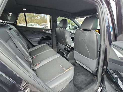 Used 2023 Volkswagen ID.4 S RWD image 11