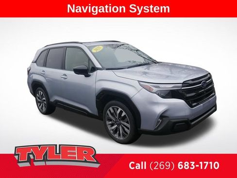 Used 2025 Subaru Forester Touring AWD/4WD image 1
