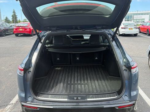 Used 2025 Toyota Crown Signia AWD/4WD image 6