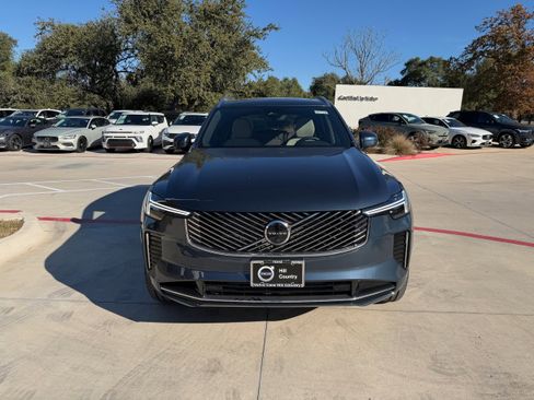 New 2026 Volvo XC90 T8 Plus w/ Protection Package Premier image 6