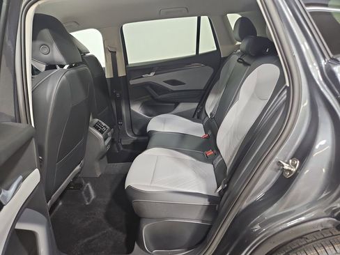 New 2026 Volkswagen Tiguan SE AWD/4WD image 23