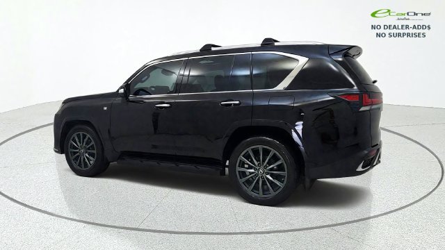 Used 2022 Lexus LX 600 F Sport w/ Accessory Package (Z1) AWD/4WD image 5
