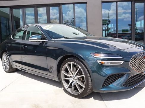 Used 2023 Genesis G70 2.0T image 1